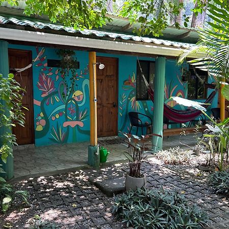 Boutique Rooms River Front At La Junta Dominical Esterno foto