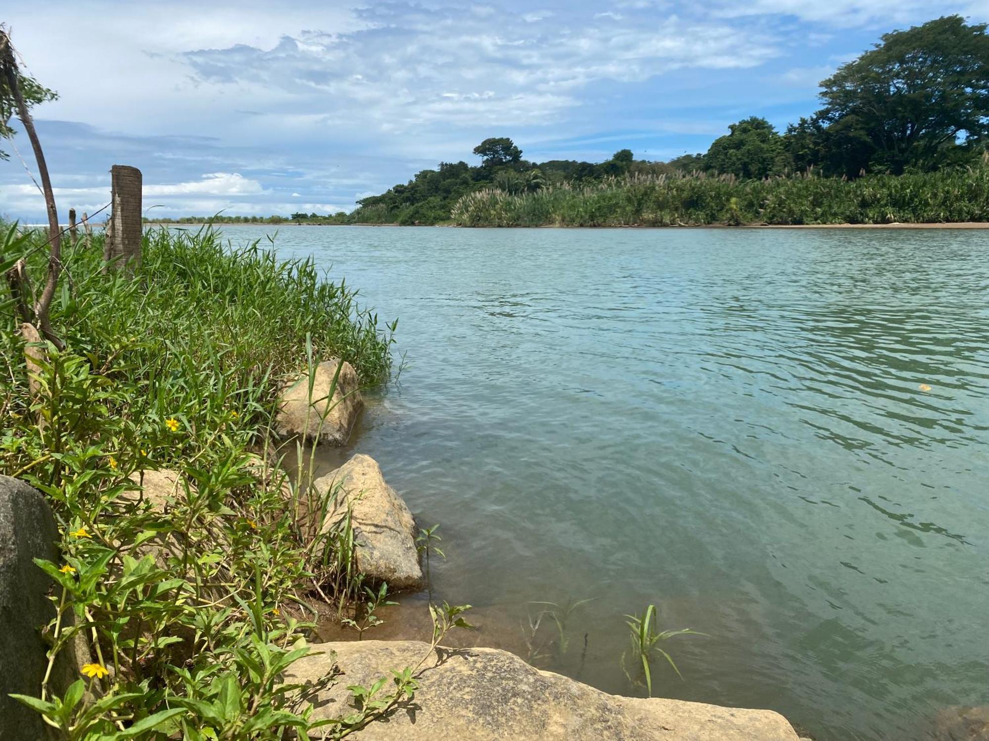 Boutique Rooms River Front At La Junta Dominical Esterno foto