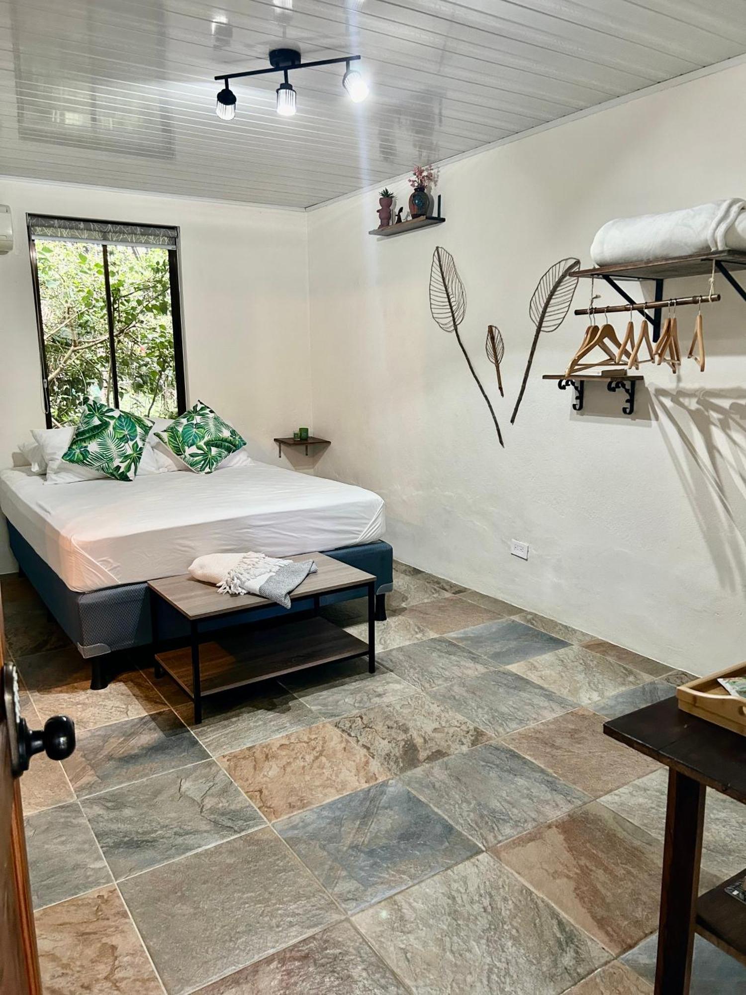 Boutique Rooms River Front At La Junta Dominical Esterno foto